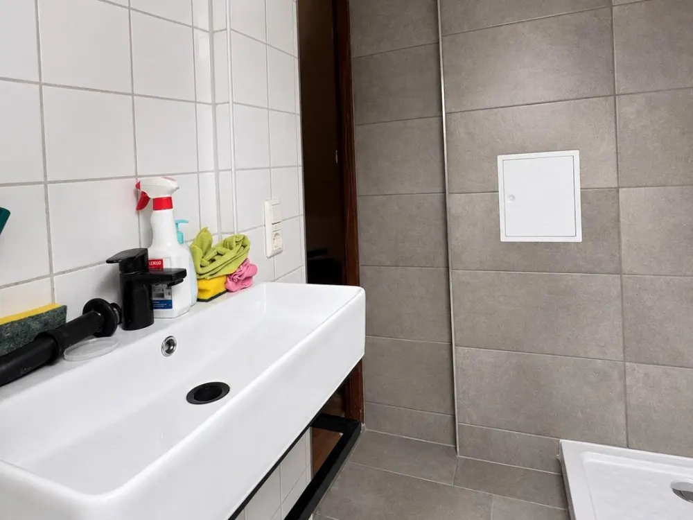 Gemütliche 1 Zimmer DG-Wohnung in sehr guter Lage