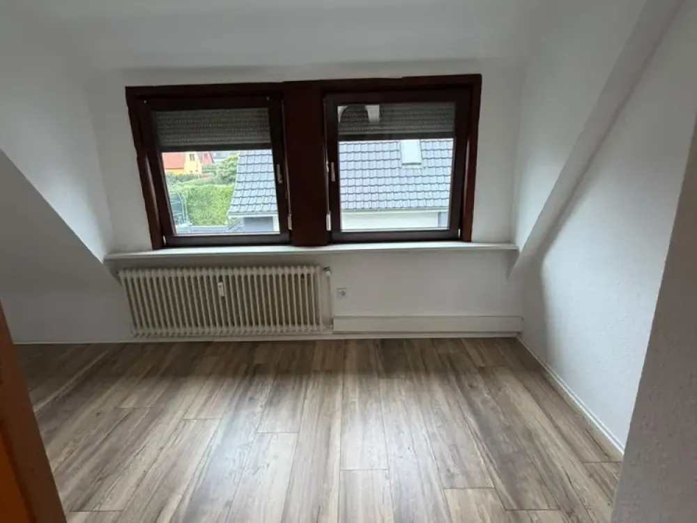 3-room apartment with balcony near Weserpark