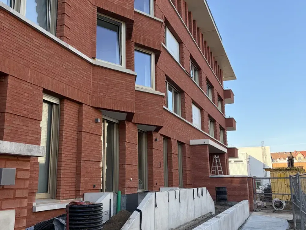 First Occupancy: Spacious 3-Room Apartments with Fitted Kitchen