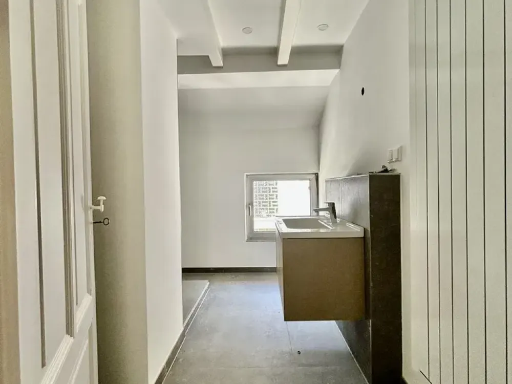Erstbezug - hell & ruhiges WG Zimmer in sehr begehrter Wohnlage nähe Merianplatz