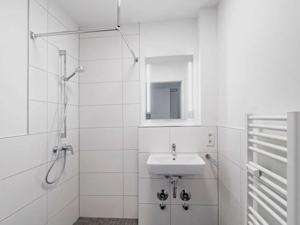 Frei ab sofort! Modernes & möbliertes 1-Zimmer Mikroapartment, füßläufig zum Harbuger Bahnhof!