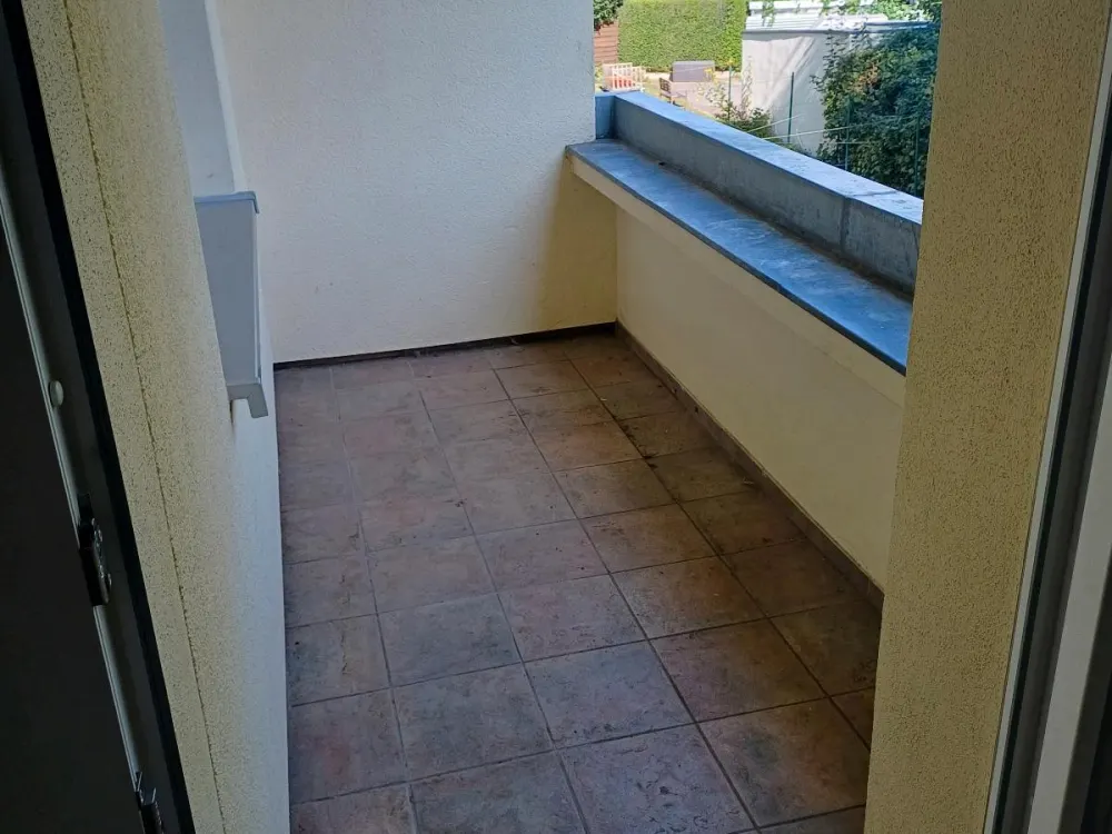 Schöne 3 Raum Wohnung mit EBK und 2 Balkonen in Stötteritz