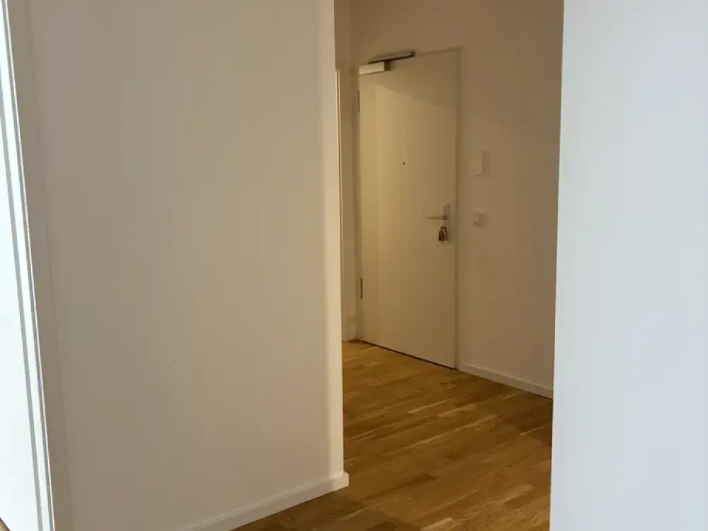 Zweitbezug: Neuwertige 3-Zimmer Wohnung in zentraler Lage mit Balkon