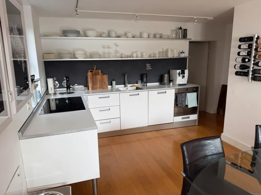 elegante 2-Zi Terrassenwohnung in Grünwald (3 Jahre befristet)