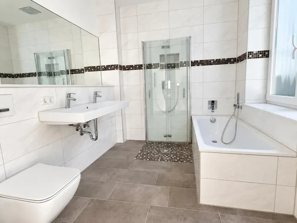 Helle und großzügige 4-Zimmer-Erdgeschosswohnung in Krefeld