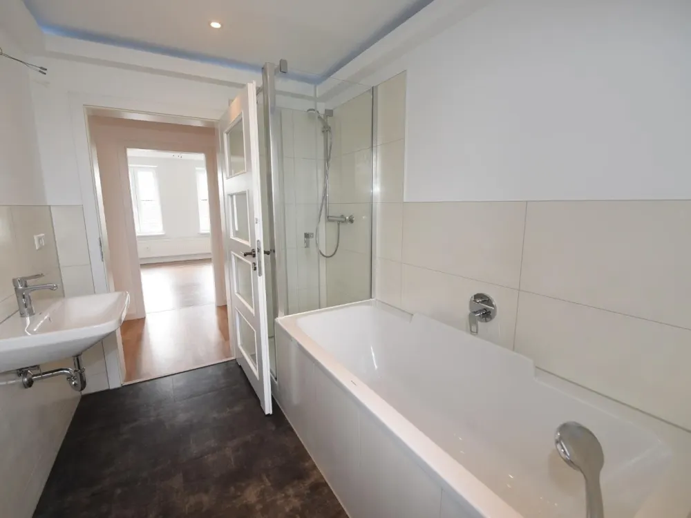 moderne,helle 2 Raumwohnung in ruhiger Lage