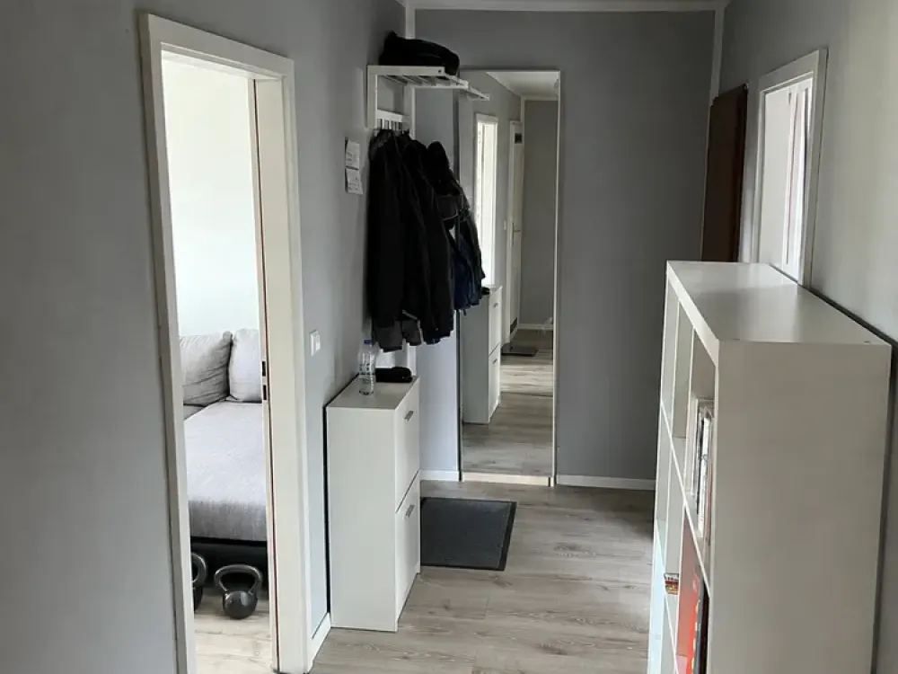 Wohnen mit Charakter: 2-Zimmer-Dachgeschosswohnung mit Loggia, Keller und TG-Stellplatz in Ditzingen