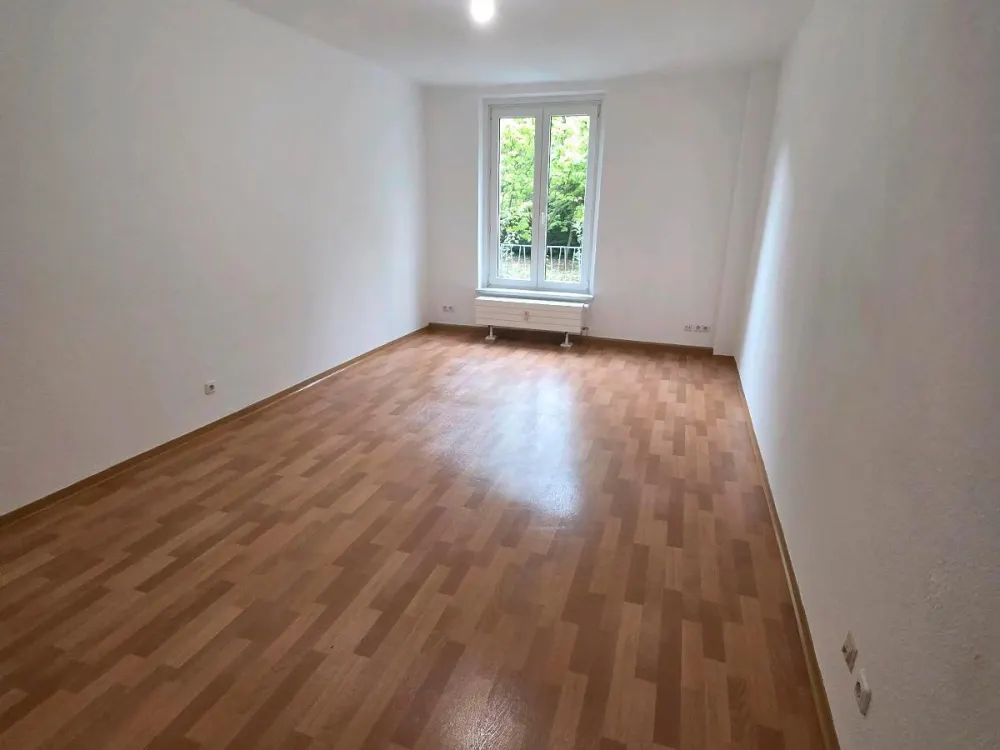 Zum 01.10.: Schöne 2-Zimmerwohnung am Großen Garten!