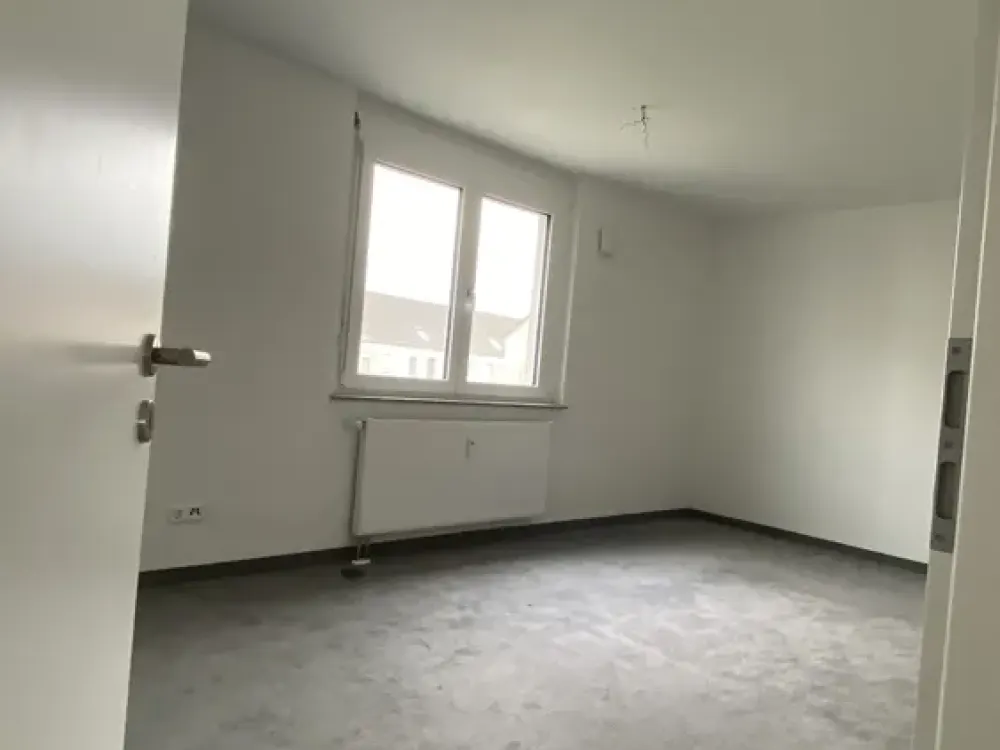 Moderne 3-Zimmer-Wohnung mit Balkon und Tiefgaragenstellplatz in Kelsterbach