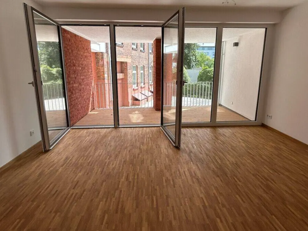 Modern 2-Room New-Build Apartment Near University!