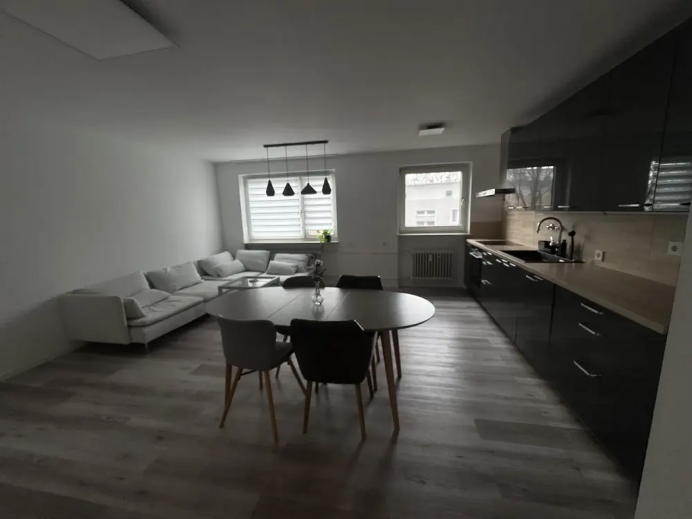 Geräumige 4-Zimmer-Wohnung in Frankfurt Ostend