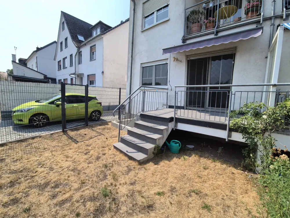 Living with Character: 3-Room Apartment in Frankfurt-Oberrad
