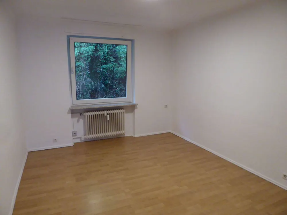 Bright spacious apartment in St Arnual