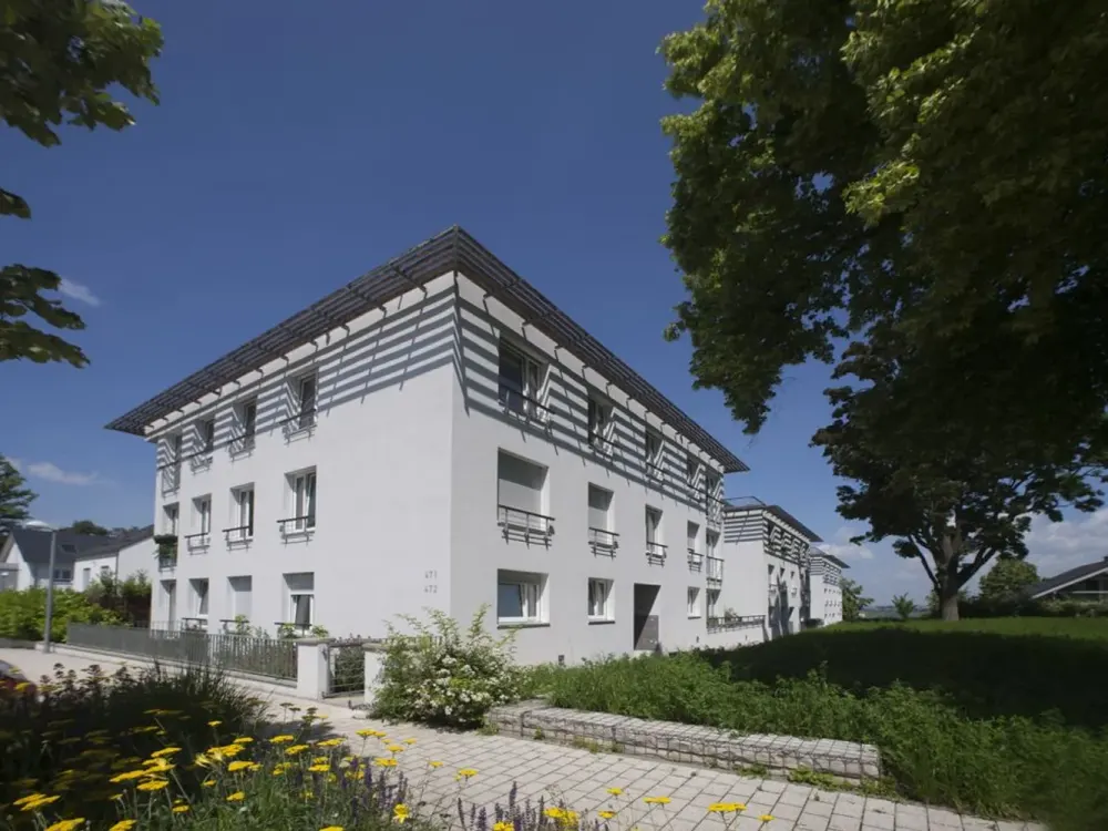 Traumwohnung mit Balkon und 2 Bädern in begehrter Lage!