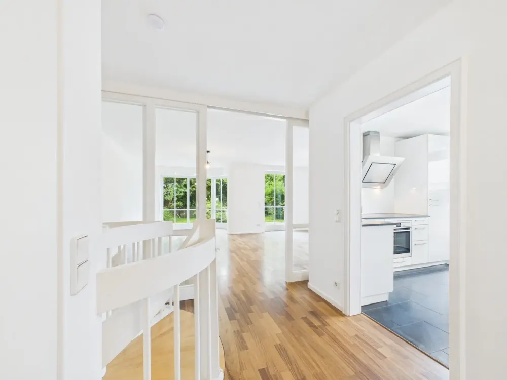 Ein Zuhause mit Garten: Großzügige 4-Zimmer-Wohnung in Waldtrudering