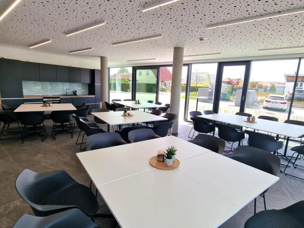 Eventraum WARNOWLOUNGE - Feiern u. Tagen in Rostock