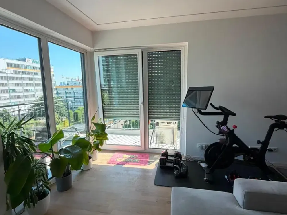 Beautiful 3-Room Apartment with Balcony in Frankfurt-Niederrad