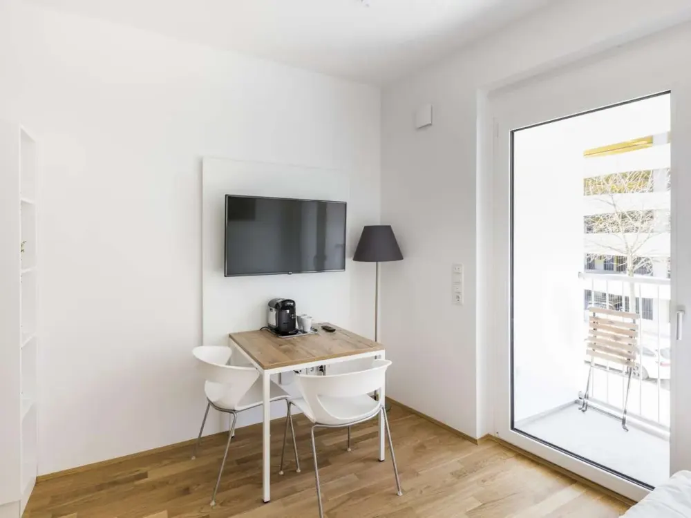 Vollmöbliertes 1 Zimmer Apartment in München-Riem nähe Messe - "Sorglos-Rundum-Paket"