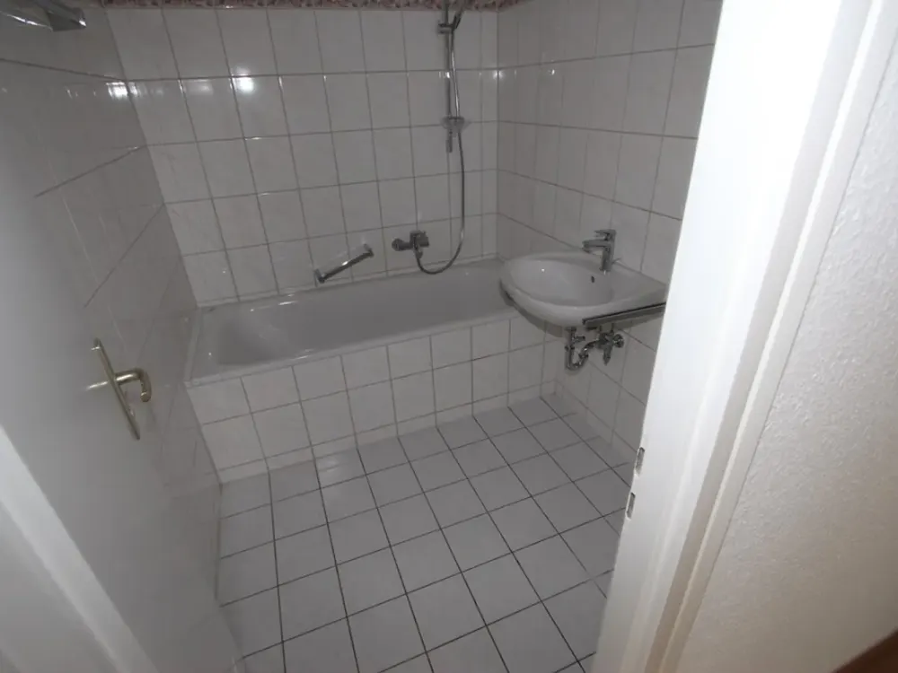 Sanierte 3-Zimmer-Wohnung in Freiberg - Wohnberechtigungsschein erforderlich