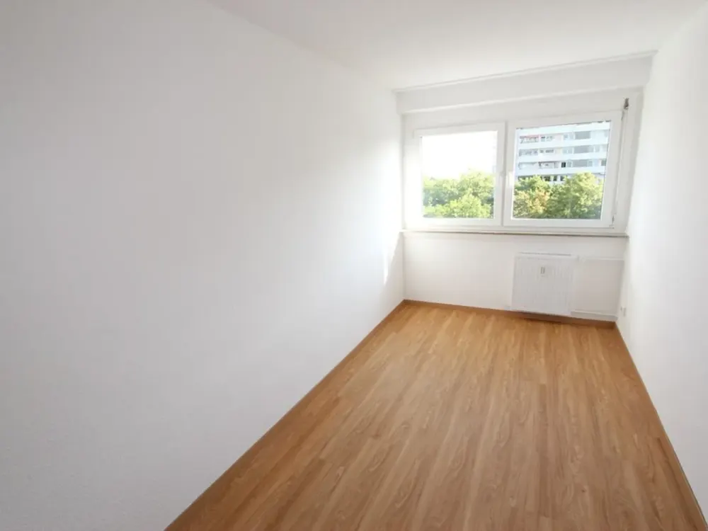 Sanierte 3-Zimmer-Wohnung in Freiberg - Wohnberechtigungsschein erforderlich