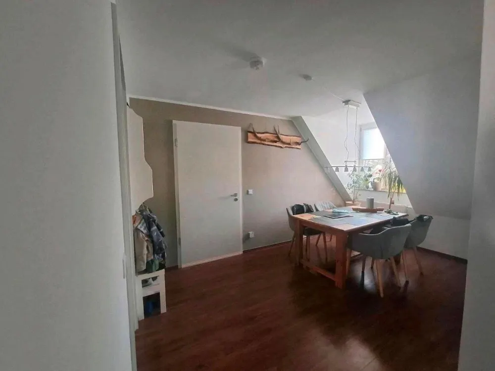 Moderne 3,5-Raum-Wohnung Maisonette 04571 Rötha TG-Stellplatz