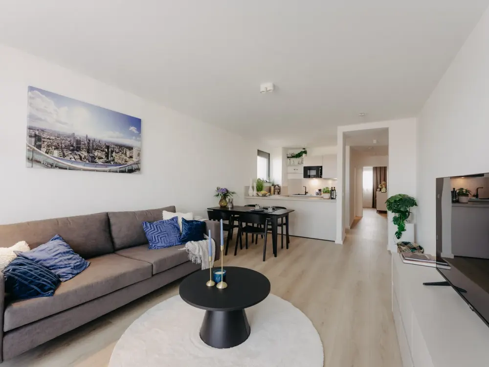 THE SAXXON: The ONE-BEDROOM-SUITE 20% Early Bird Discount for 6 months: € 1.734 warm rent*