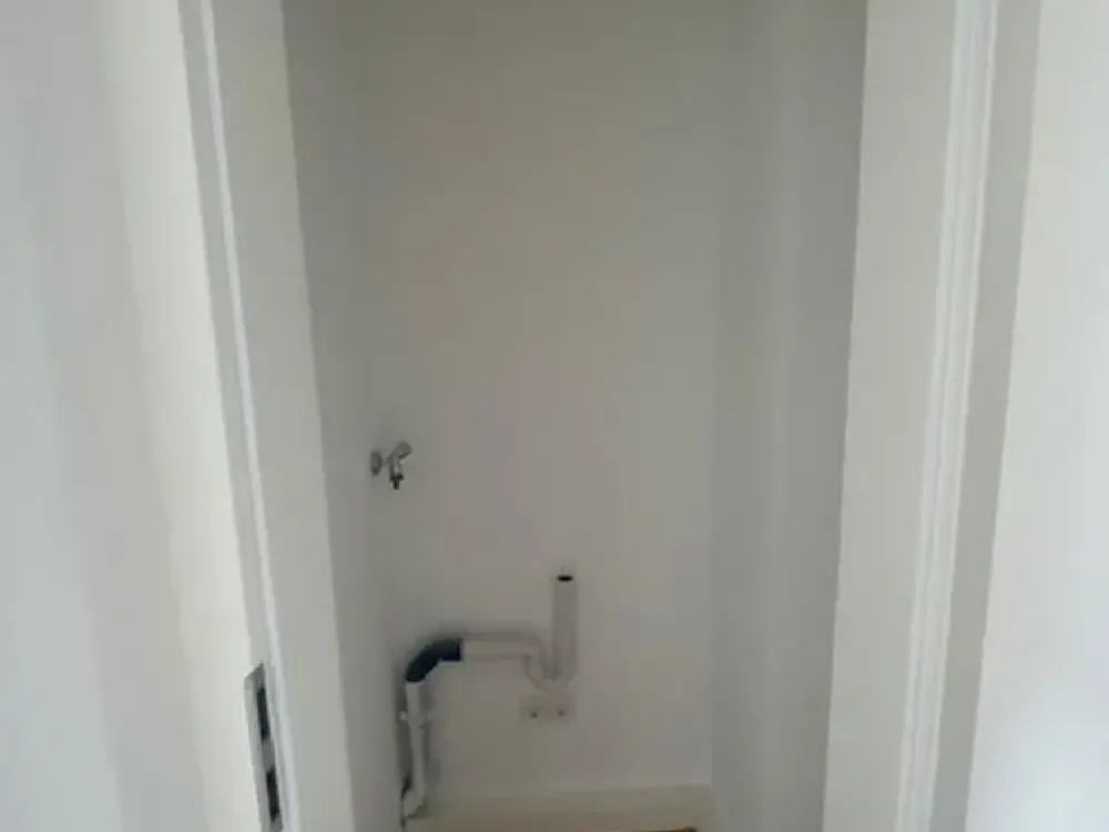 Modern 2-Room Apartment with Exclusive Terrace!