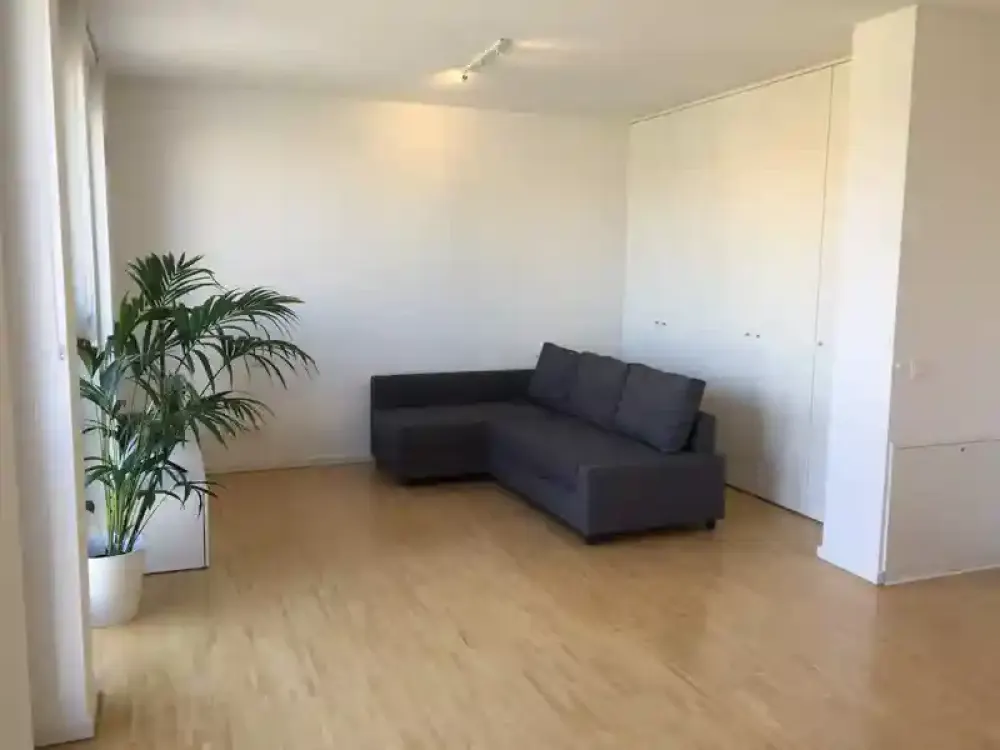 Urbanes Studio-Glück am Rebstockpark, Stilvolles Open-Space-Living mit Skyline-Blick!