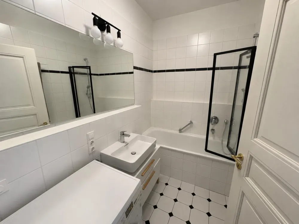 !!!TAUSCHWOHNUNG!!!- Biete ruhige 3 Zimmer mit Balkon in Striesen
