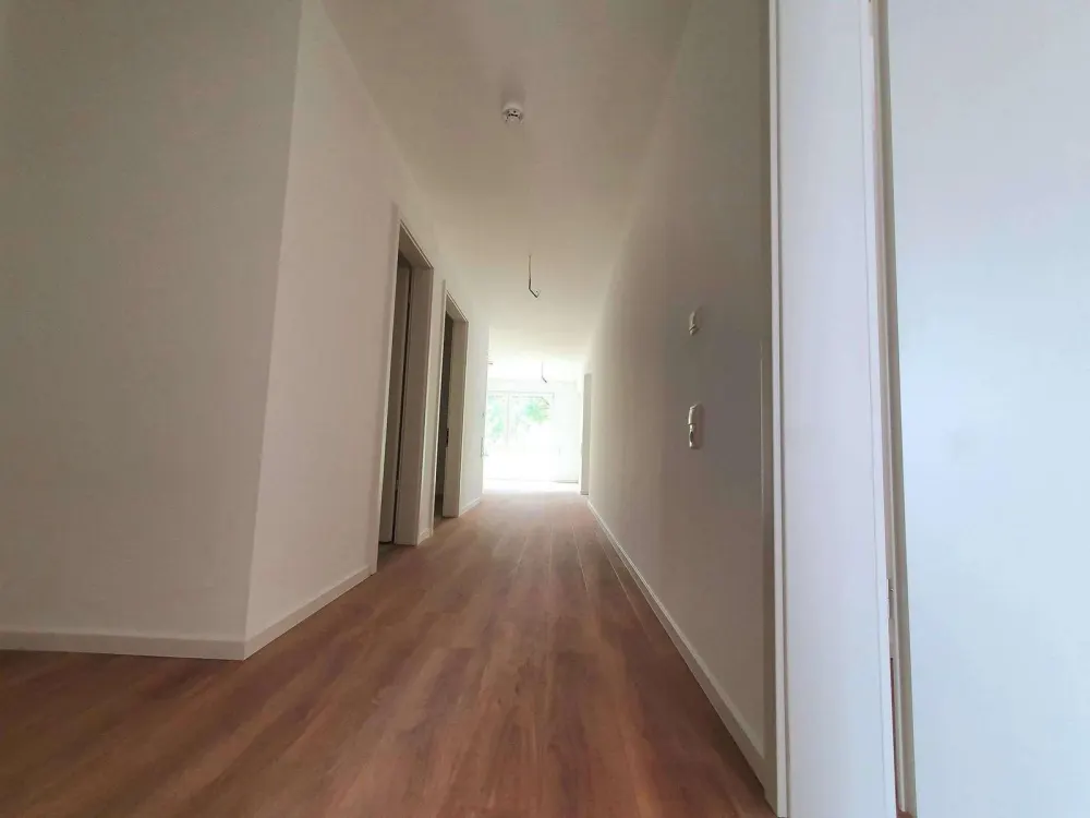 ROLLSTUHLGERECHTE 2-Zimmer Wohnung mit Loggia!