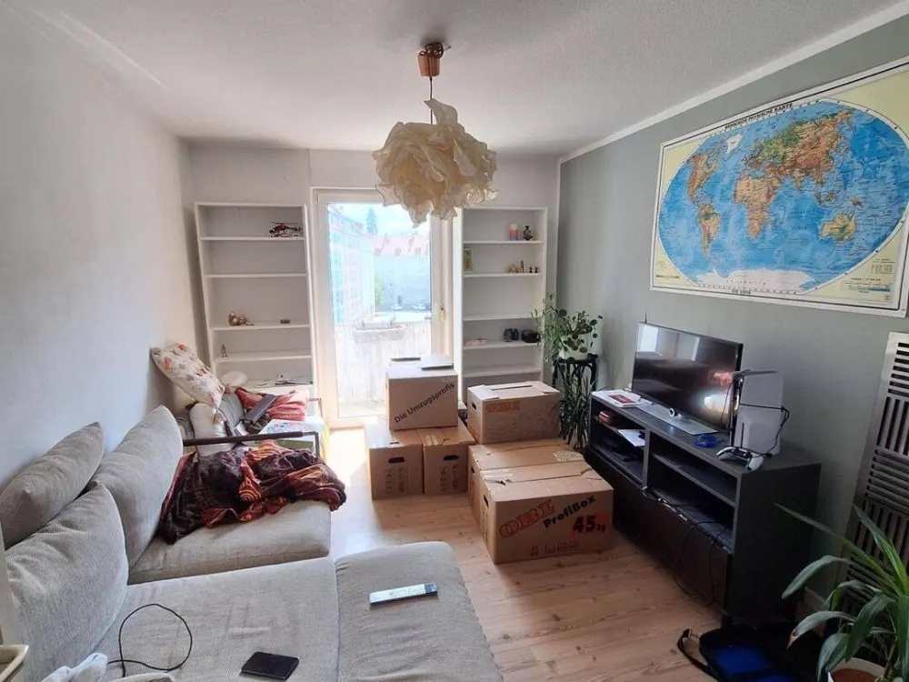 Großzügige 2-Zimmer-Wohnung mit 2 Balkone im 4. Obergeschoss in 90459 Nürnberg