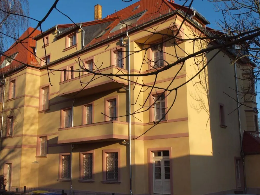 :-) +NÄHE BMW/PORSCHE/DHL/MESSE.. EDLE 2-ZIMMER-WOHNUNG MIT EBK!+HOCHWERTIGE AUSSTATTUNG+GEPFLEGTES MFH+