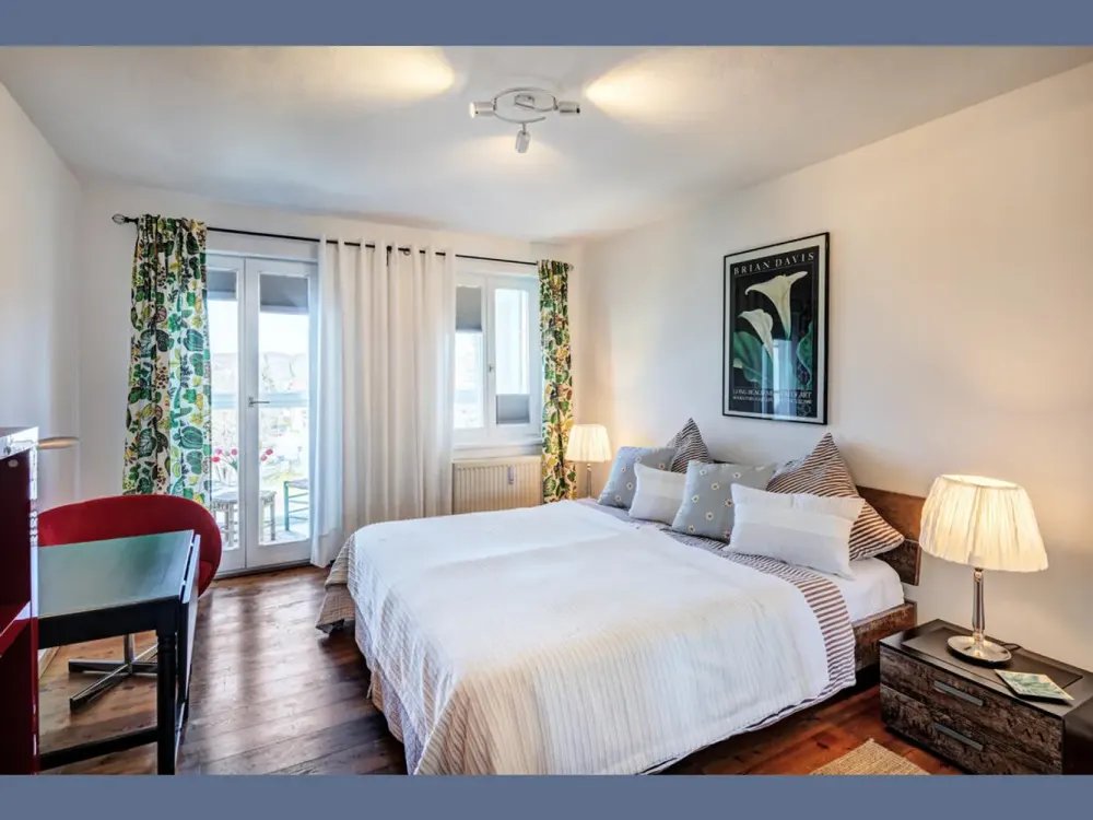 Furnished: Sunny, Brightly Furnished Apartment in Starnberg