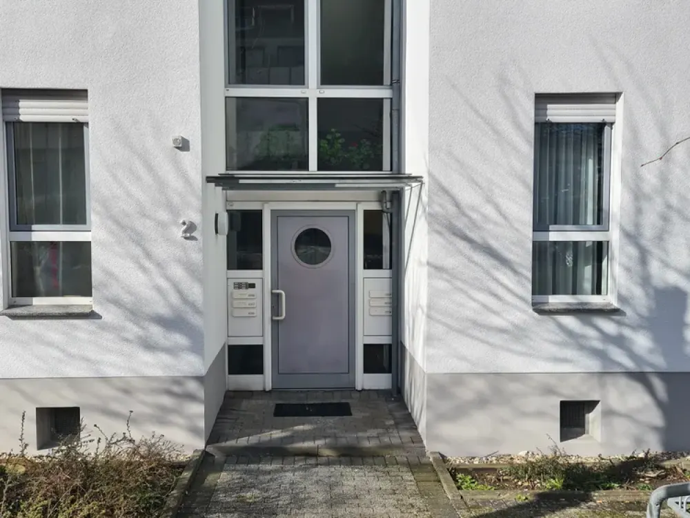 Beautiful 3-Room Apartment with Balcony