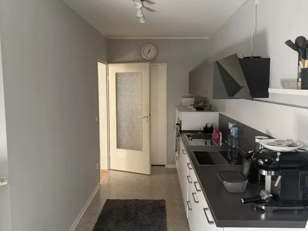 Beautiful 3-Room Apartment with Balcony