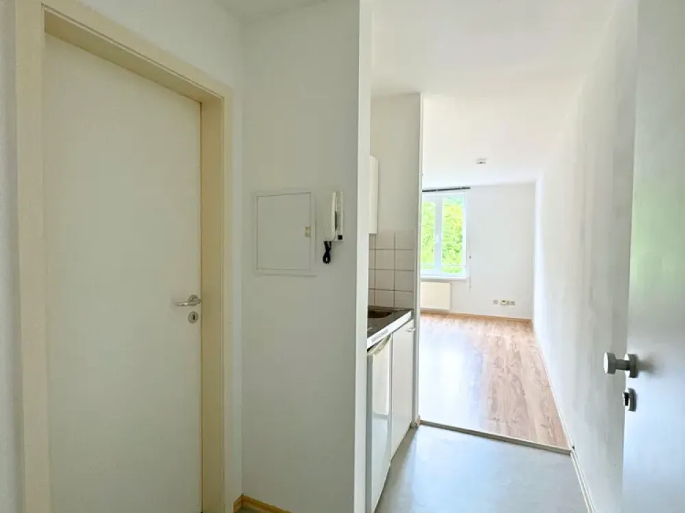 Helles 1-Zimmer-Apartment mit Küche, Uni-Nähe, zentral in Saarbrücken-Scheidt