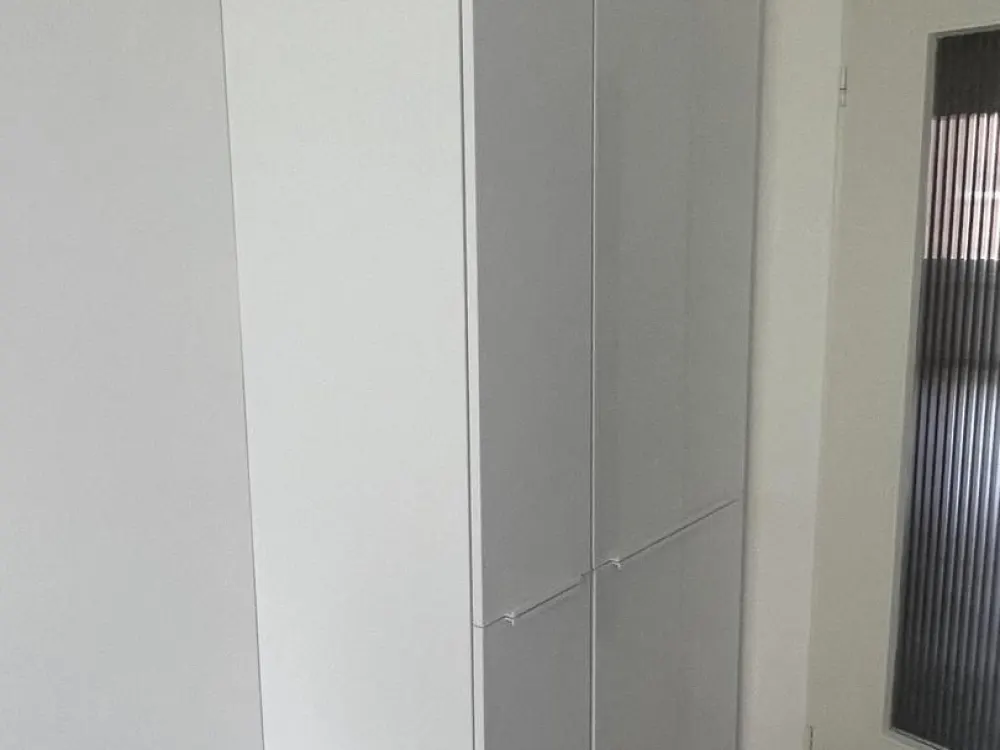 Top Lage in Heerdt - Top Wohnung - sehr gut geschnittene 4-Zimmer Wohnung - neue Küche