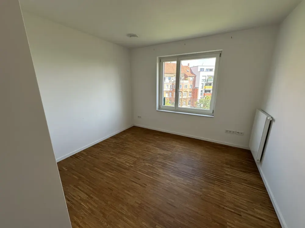 Central in Hannover: Modern 3-Room Apartment at Klagesmarkt