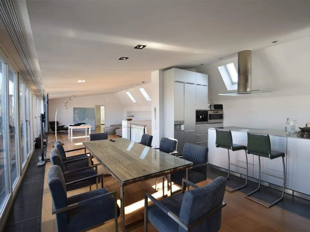 Modernes Altstadtflair! 5-Zi-Maisonette-Penthouse mit EBK & 2 Balkonen