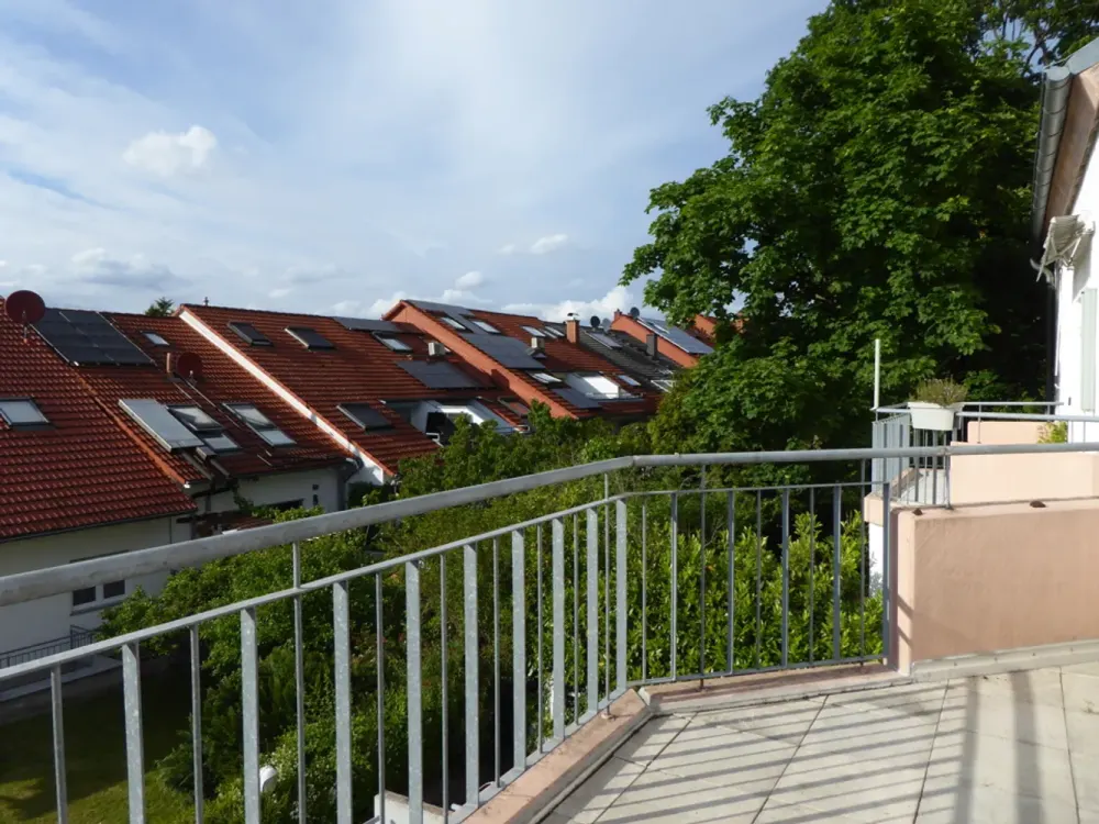 Exklusive Maisonettewohnung mit zwei Balkonen und Tiefgaragenstellplatz in begehrter Bestlage!