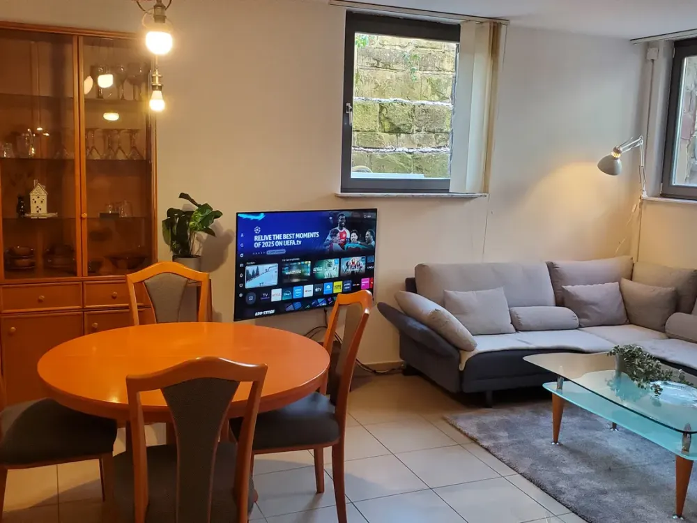 Voll möblierte 2-Zimmer Wohnung in Wedau mit EBK