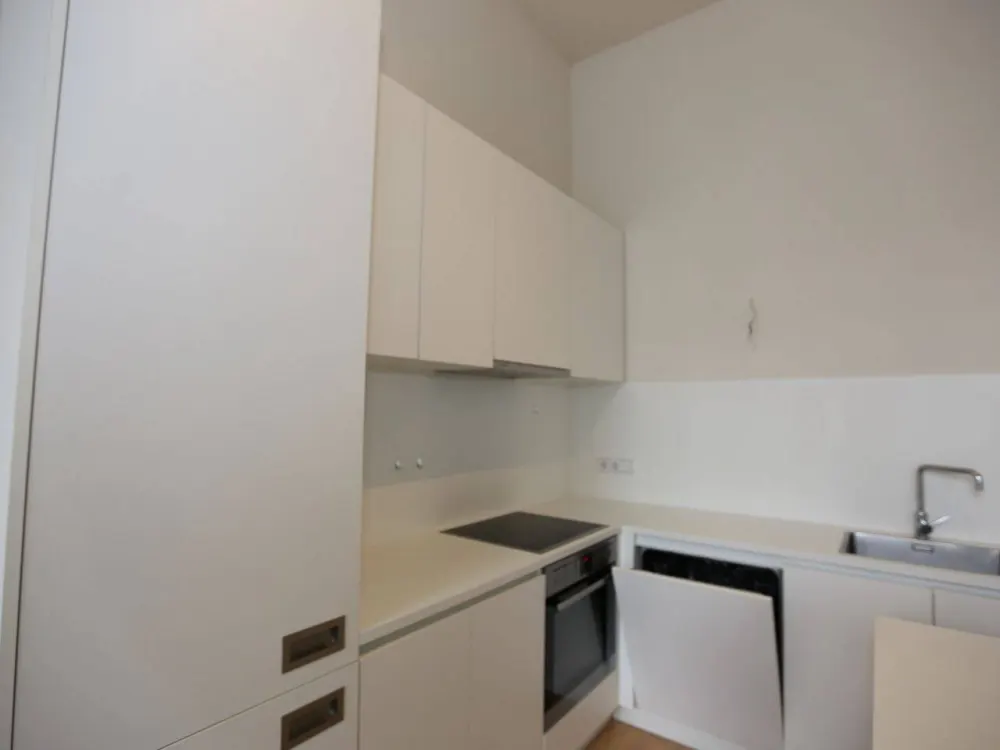 PARAGON APARTMENTS - Modernes Wohnen in der Danziger Straße mit EBK und Wannenbad