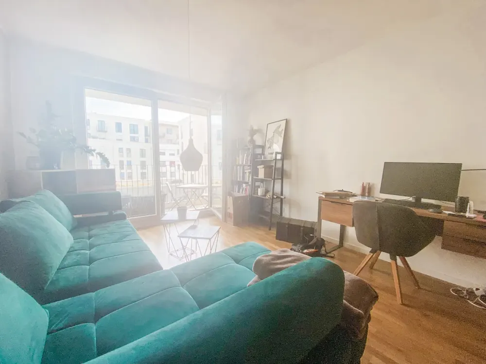 City-West - Stilvolle 2 Zimmer-Wohnung *schicke EBK *sonniger Balkon *TG-Parker optional