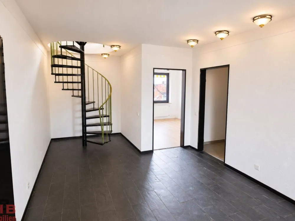 Kernsaniertes Penthouse-Flair über den Dächern des Bremer Westens