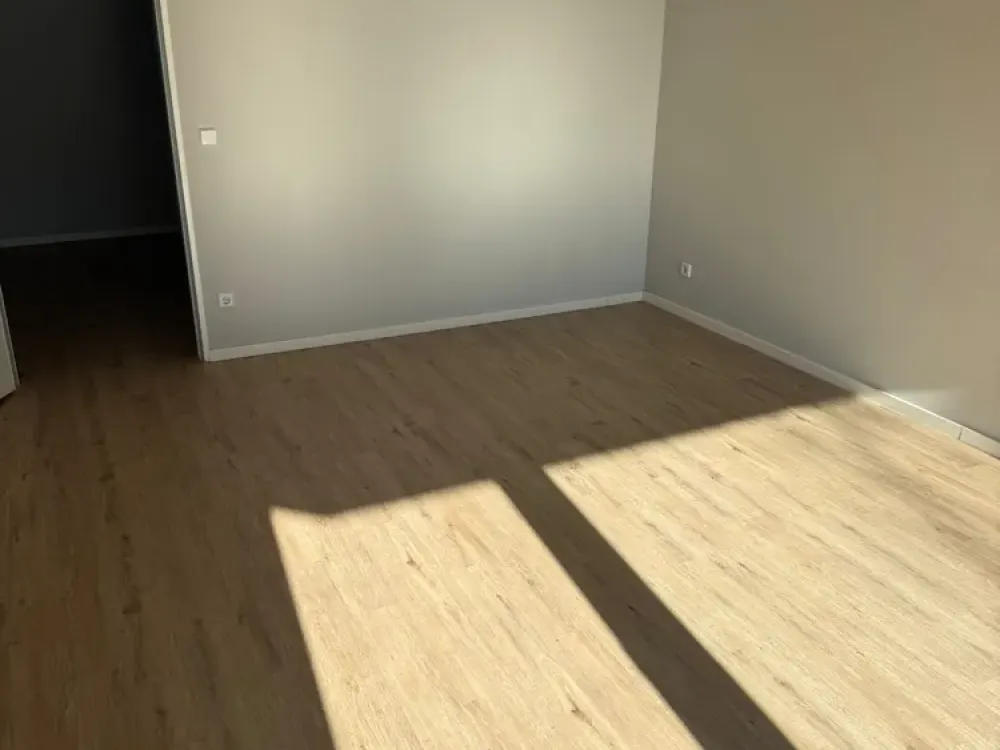 SONNIGE 3 ZIMMER WOHNUNG im belebten Wedding