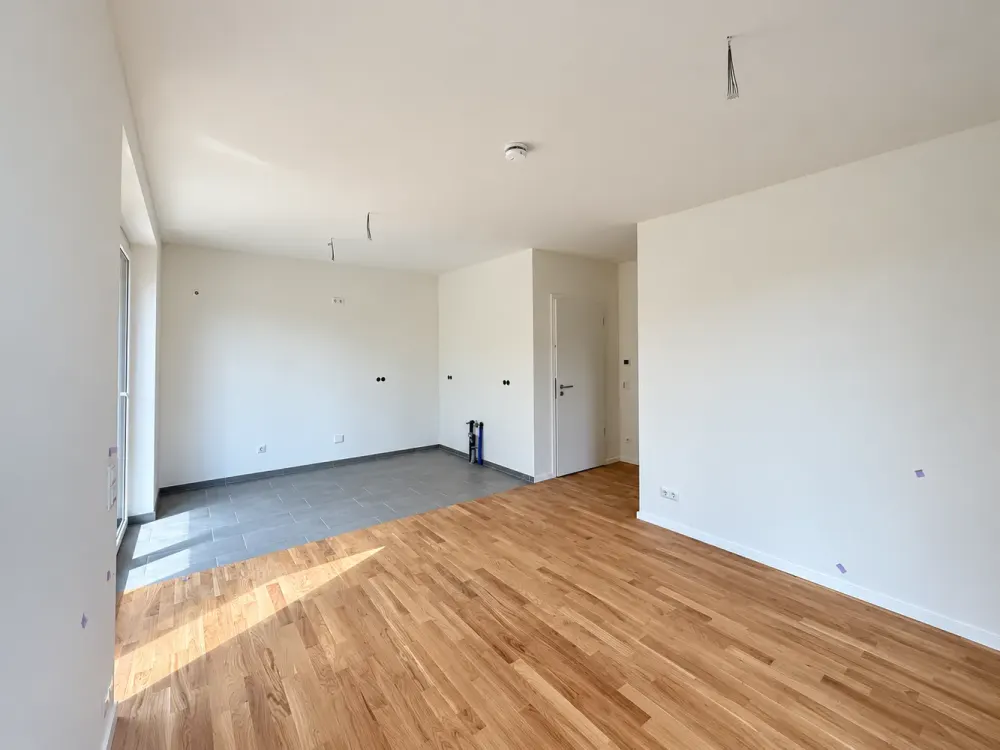 Sustainable Living: Modern 2-Room Apartment with Heat Pump & Solar