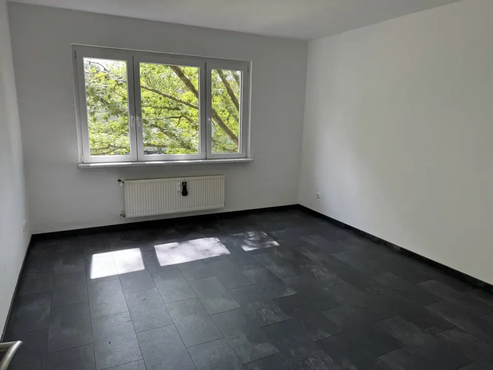 3 rooms for rent on the 2nd floor