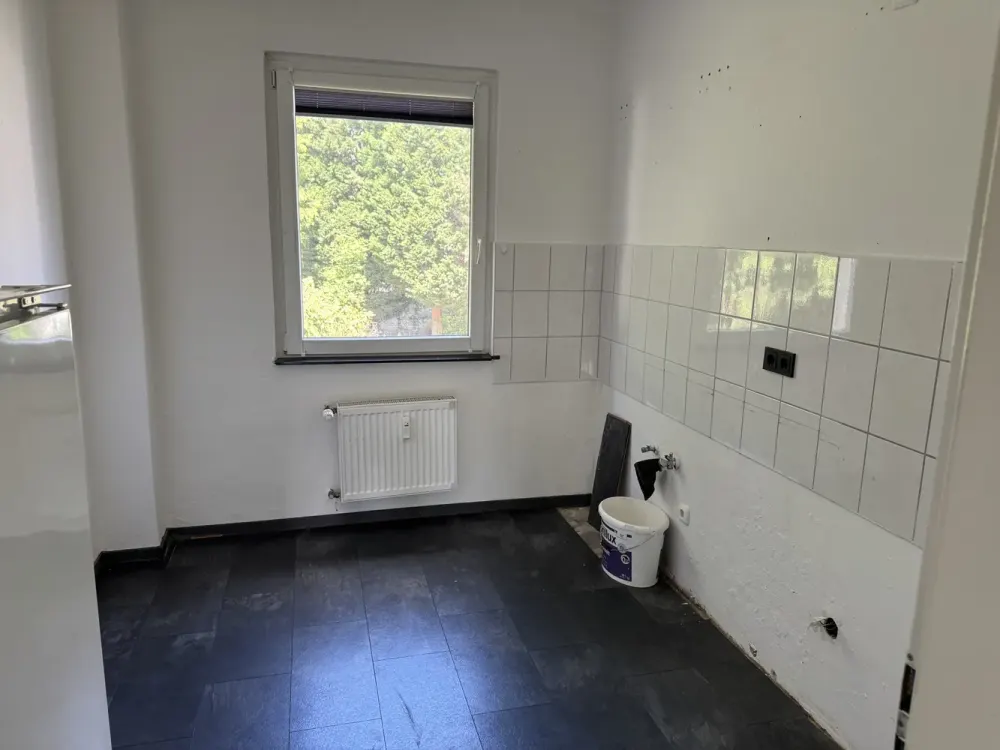 3 rooms for rent on the 2nd floor
