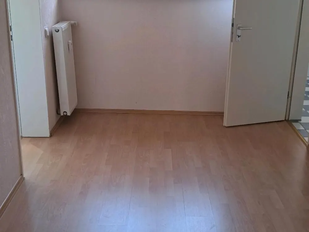 3 Room Apartment with Kitchen and Bathroom in Paderborn Schloß Neuhaus