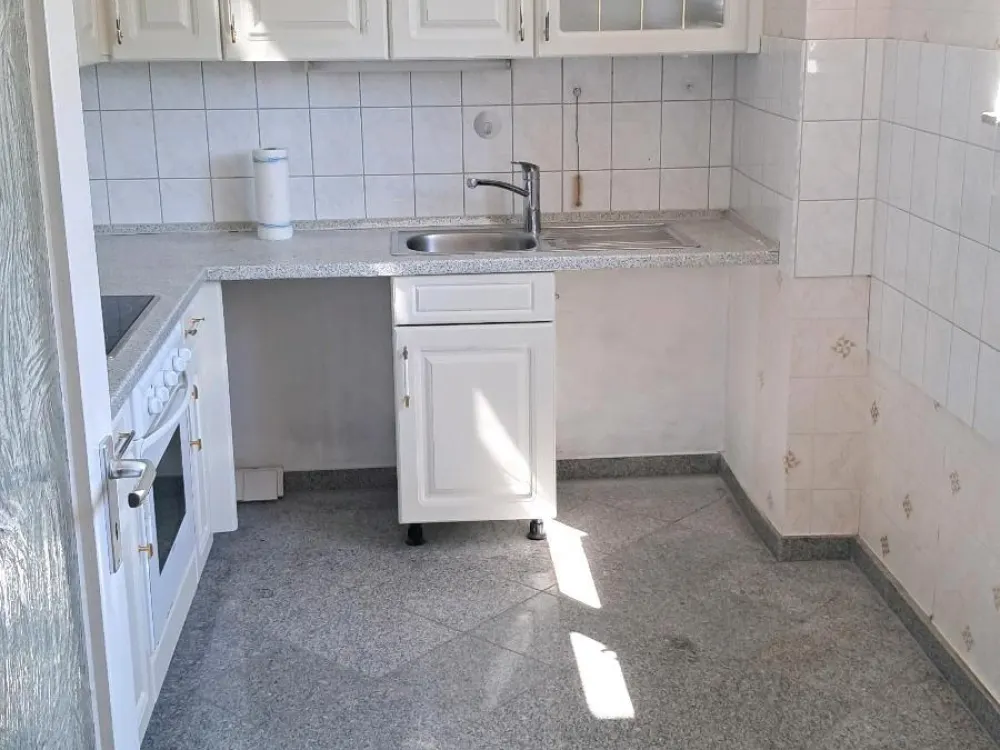 3 Room Apartment with Kitchen and Bathroom in Paderborn Schloß Neuhaus